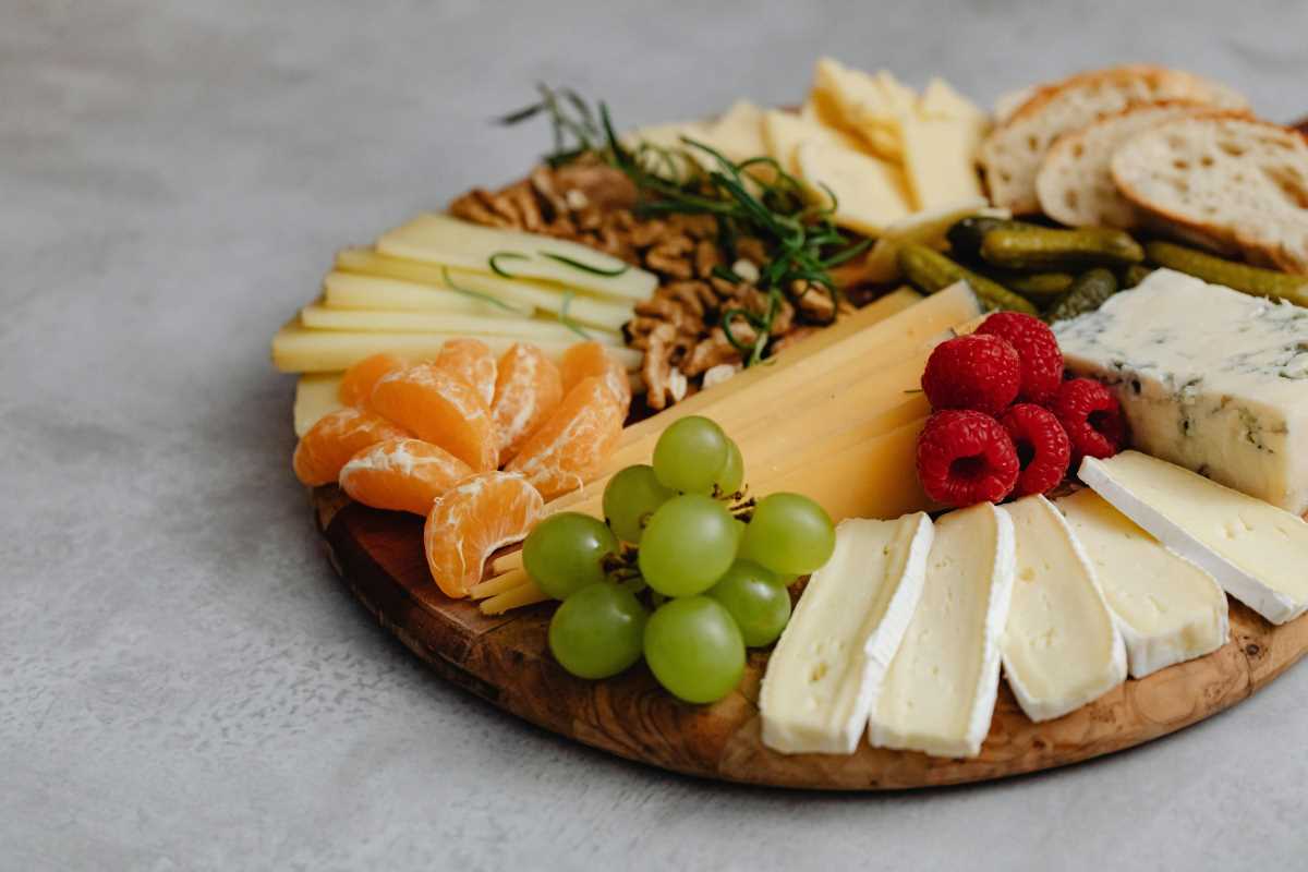 How to Make the Perfect Charcuterie Board for Under $20